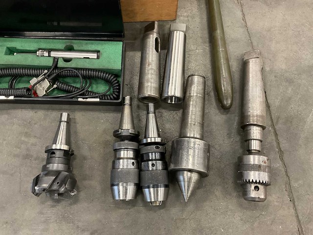 Koelmiddel tank en divers - afbeelding 2 van  4