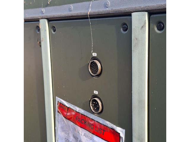 Koelmotor in houten transportkist - afbeelding 3 van  14