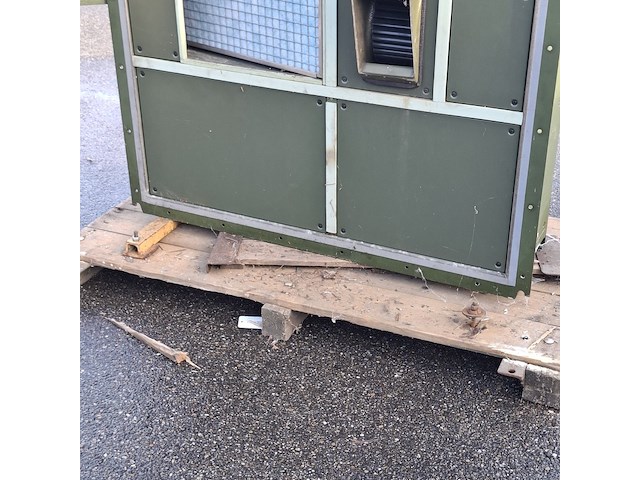 Koelmotor in houten transportkist - afbeelding 13 van  14