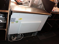 Koelvitrine mafirol met onderkoeling. afmeting 96 x 110 x 121 cm. - afbeelding 3 van  4