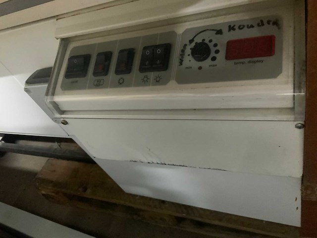Koelvitrine met zwart marmeren werkblad - afbeelding 7 van  7