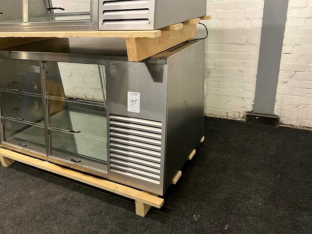 Koelvitrine - afbeelding 5 van  8