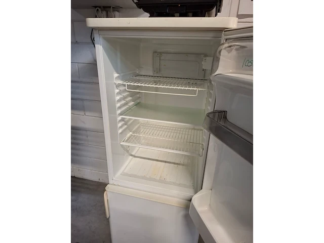 Koelvries combinatie en koelkast o.a. zanussi - afbeelding 3 van  5
