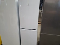 Koel/vries combinatie, indesit a+, cm02