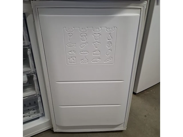 Koel/vries combinatie, indesit a+, cm02 - afbeelding 7 van  9
