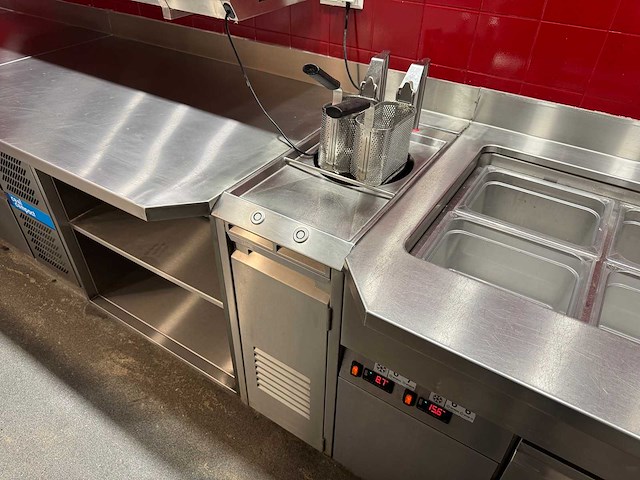 Koelwerkbank en kooklijn (combinatiekavel 68 t/m 72) - afbeelding 4 van  10