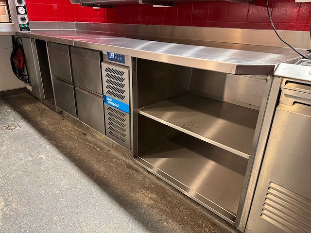 Koelwerkbank en kooklijn (combinatiekavel 68 t/m 72) - afbeelding 5 van  10