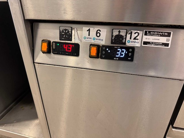 Koelwerkbank en saladettelijn (c) - afbeelding 3 van  18