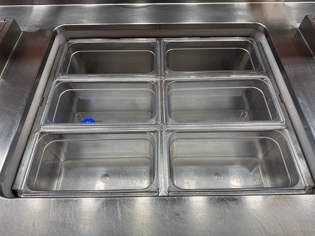 Koelwerkbank en saladettelijn (c) - afbeelding 6 van  18