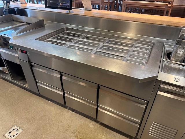 Koelwerkbank en saladettelijn (c) - afbeelding 12 van  18