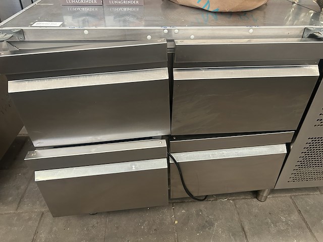 Koelwerkbank met 4 lades 135x63x88, il, tnmg2v2510 - afbeelding 4 van  7