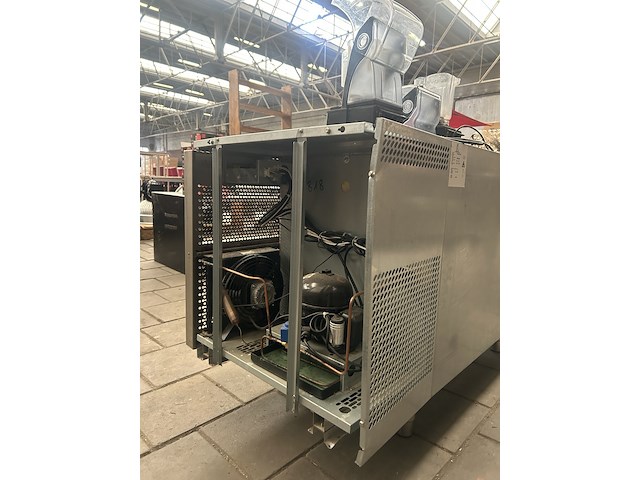 Koelwerkbank met 4 lades 135x63x88, il, tnmg2v2510 - afbeelding 7 van  7