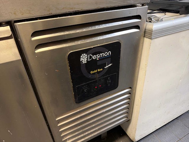 Koelwerkbank met dubbel deur koeling en gekoelde lades - afbeelding 3 van  7