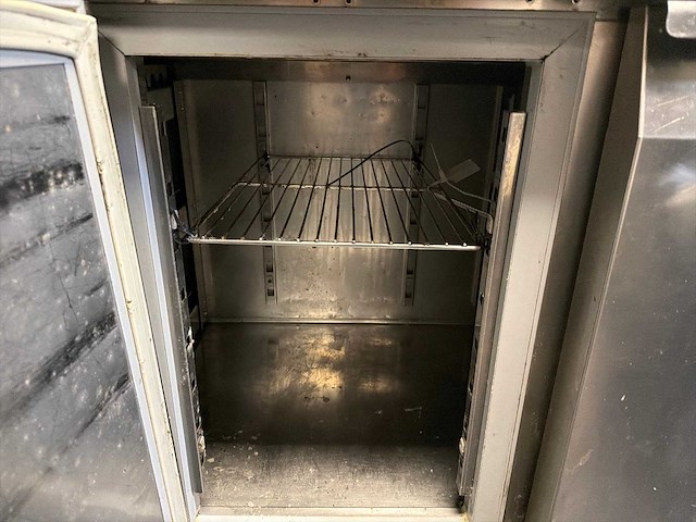 Koelwerkbank met dubbel deur koeling en gekoelde lades - afbeelding 4 van  7