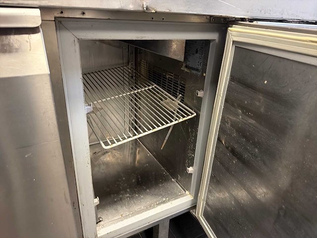 Koelwerkbank met dubbel deur koeling en gekoelde lades - afbeelding 5 van  7