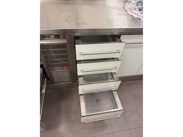 Koelwerkbank met onderkast 347cm - afbeelding 6 van  7