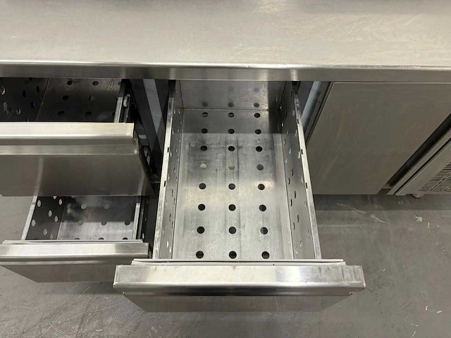 Koelwerkbank met saladette - afbeelding 6 van  7
