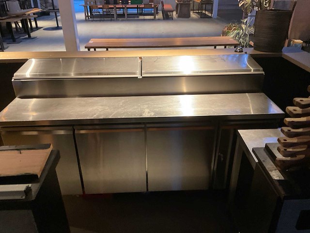 Koelwerkbank met saladette - afbeelding 1 van  3