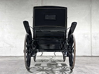 Koets berline klassieke paardenkoets - afbeelding 13 van  34