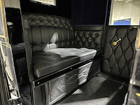 Koets berline klassieke paardenkoets - afbeelding 27 van  34