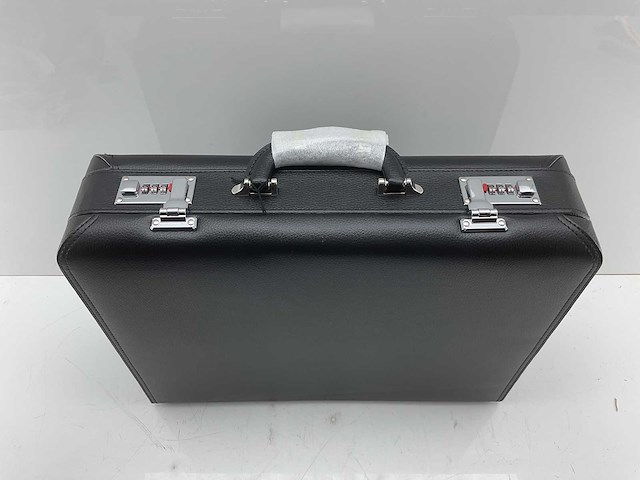 Koffer - leather - afbeelding 2 van  2