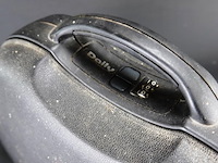 Koffer met make-up - afbeelding 5 van  5