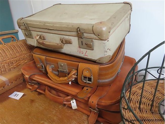 Koffers, mandje en sigarenmal - afbeelding 3 van  3