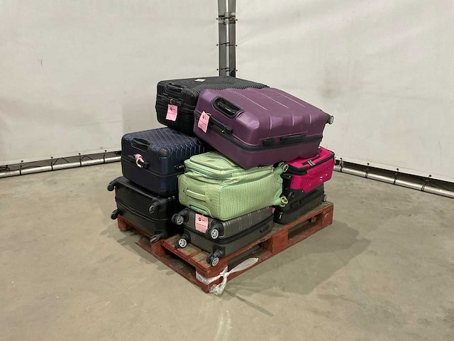 Koffers met onbekende inhoud - afbeelding 1 van  5