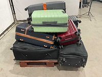 Koffers met onbekende inhoud - afbeelding 4 van  5