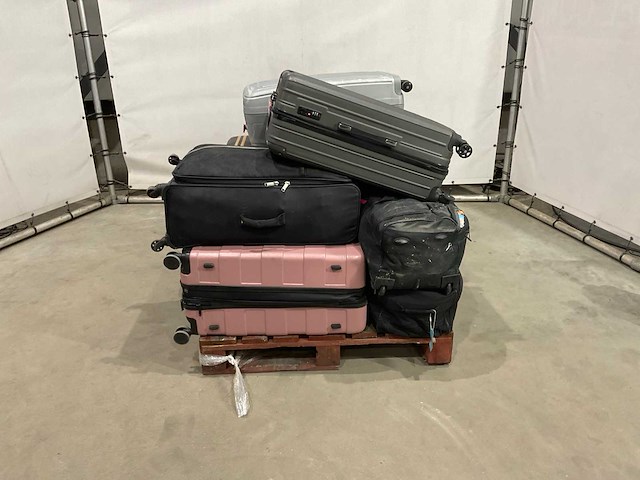 Koffers met onbekende inhoud - afbeelding 4 van  5