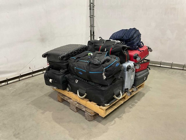 Koffers met onbekende inhoud - afbeelding 2 van  5