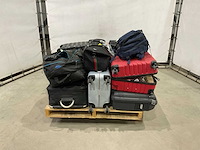 Koffers met onbekende inhoud - afbeelding 3 van  5