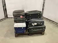 Koffers met onbekende inhoud - afbeelding 3 van  5