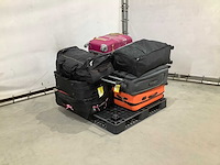 Koffers met onbekende inhoud - afbeelding 2 van  5