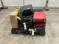 Koffers met onbekende inhoud - afbeelding 2 van  6