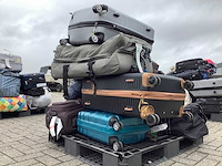 Koffers met onbekende inhoud - afbeelding 4 van  4