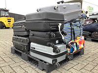 Koffers met onbekende inhoud - afbeelding 5 van  6