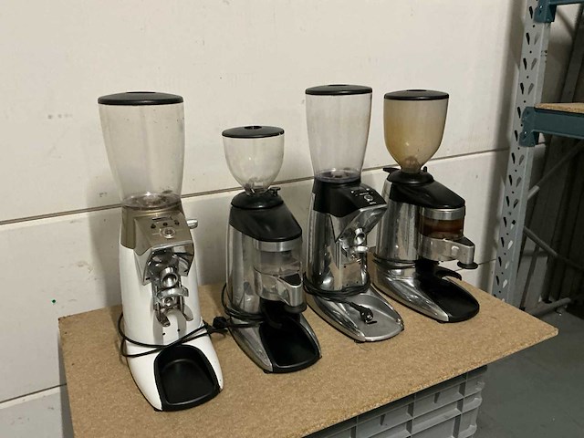 Koffie machines en toebehoren - afbeelding 12 van  25