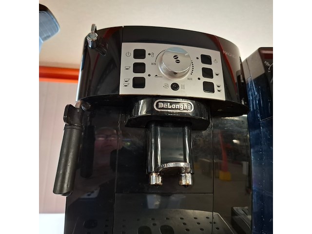 Koffie machines, o.a. delonghi, metro, siemens, philips - afbeelding 2 van  25