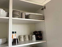 Koffiehoek met philips koffiemachine en tafel - afbeelding 6 van  8