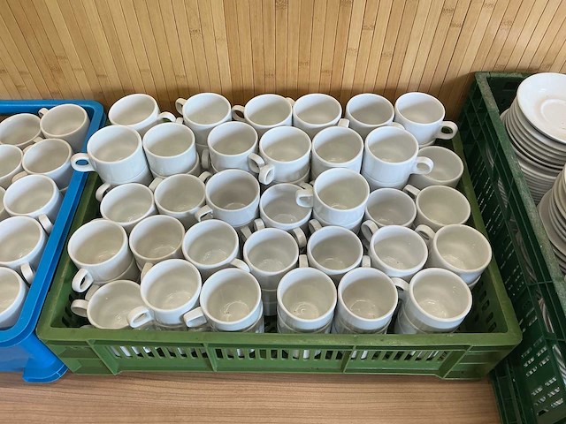 Koffiekop met schotel (150x) - afbeelding 7 van  8
