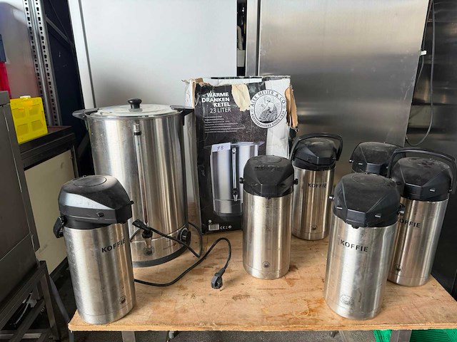 Koffiemachine 23 liter - afbeelding 1 van  7
