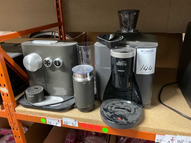 Koffiemachine (2x) - afbeelding 1 van  4