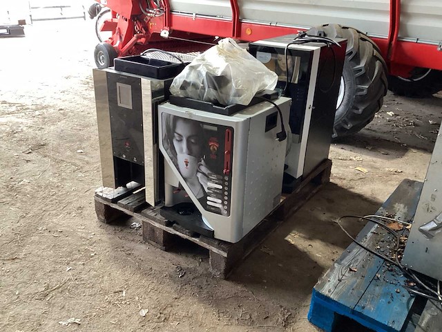 Koffiemachine (5x) - afbeelding 1 van  8