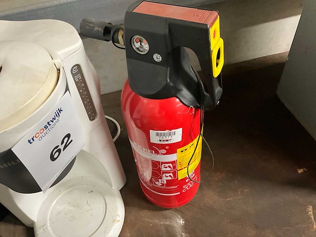 Koffiemachine & brandblusser - afbeelding 2 van  6