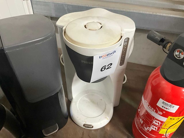 Koffiemachine & brandblusser - afbeelding 6 van  6