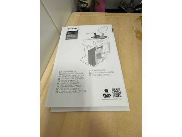 Koffiemachine en waterkoker philips, 2200 serie, zwart - afbeelding 4 van  4