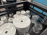 Koffiemachine, melkopschuimer, nespresso koppen en schotels, accessoires - afbeelding 10 van  12