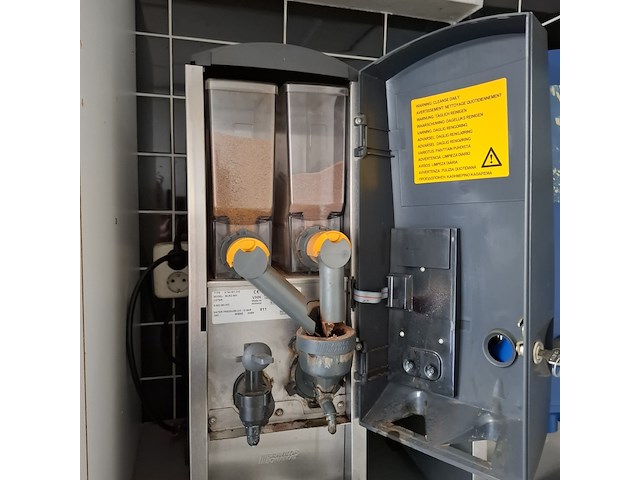 Koffiemachine met koudwater tappunt bravilor - afbeelding 9 van  11