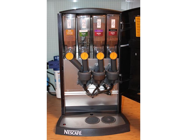 Koffiemachine nescafe blrxl-001 type automaat amazone. water loopt niet door. - afbeelding 3 van  3